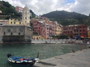 Vernazza harbour