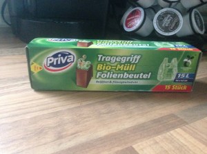 These are special bio bags you can buy at a German supermarket. Brown paper bags also work well